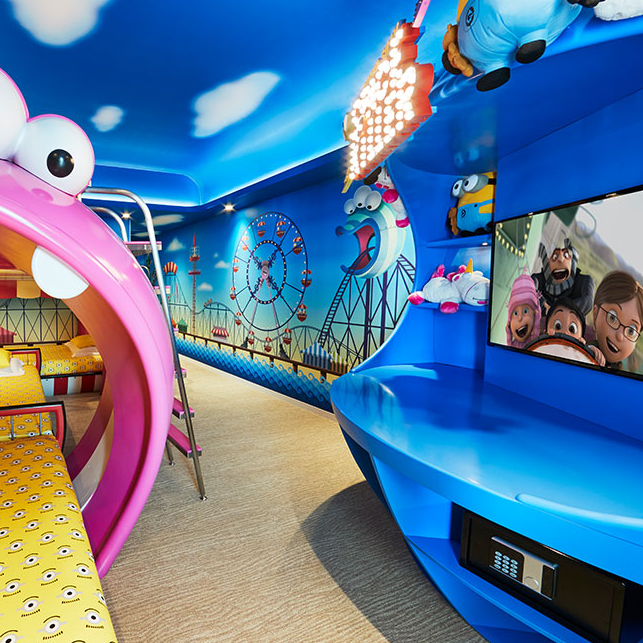 ミニオンルーム３ ～思い出の遊園地「スーパー・シリー・ファンランド」～の写真