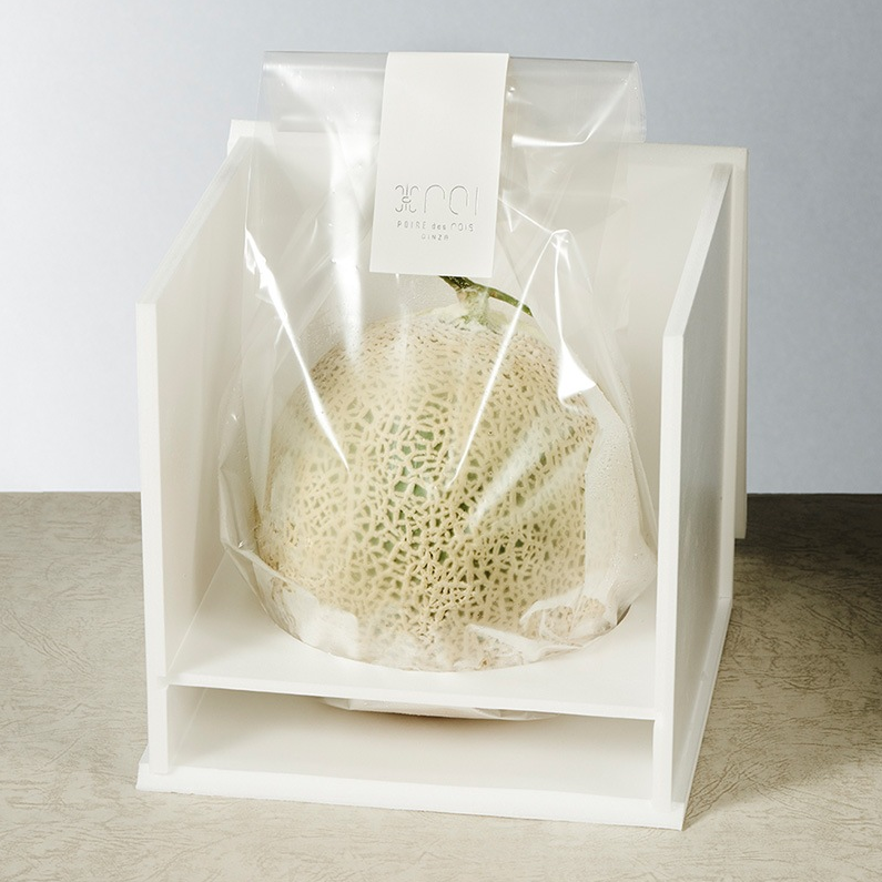 POIRE des rois GINZA（ポアール・デ・ロワ 銀座）Melon メロン（ホール） の写真
